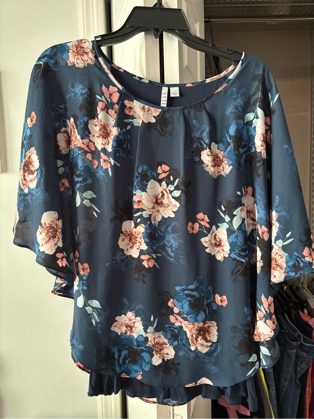 Elle teal Floral Flutter Sleeve Blouse